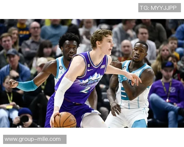 黄蜂三分火力全开却差51分爵士三分命中率低迷显疲态